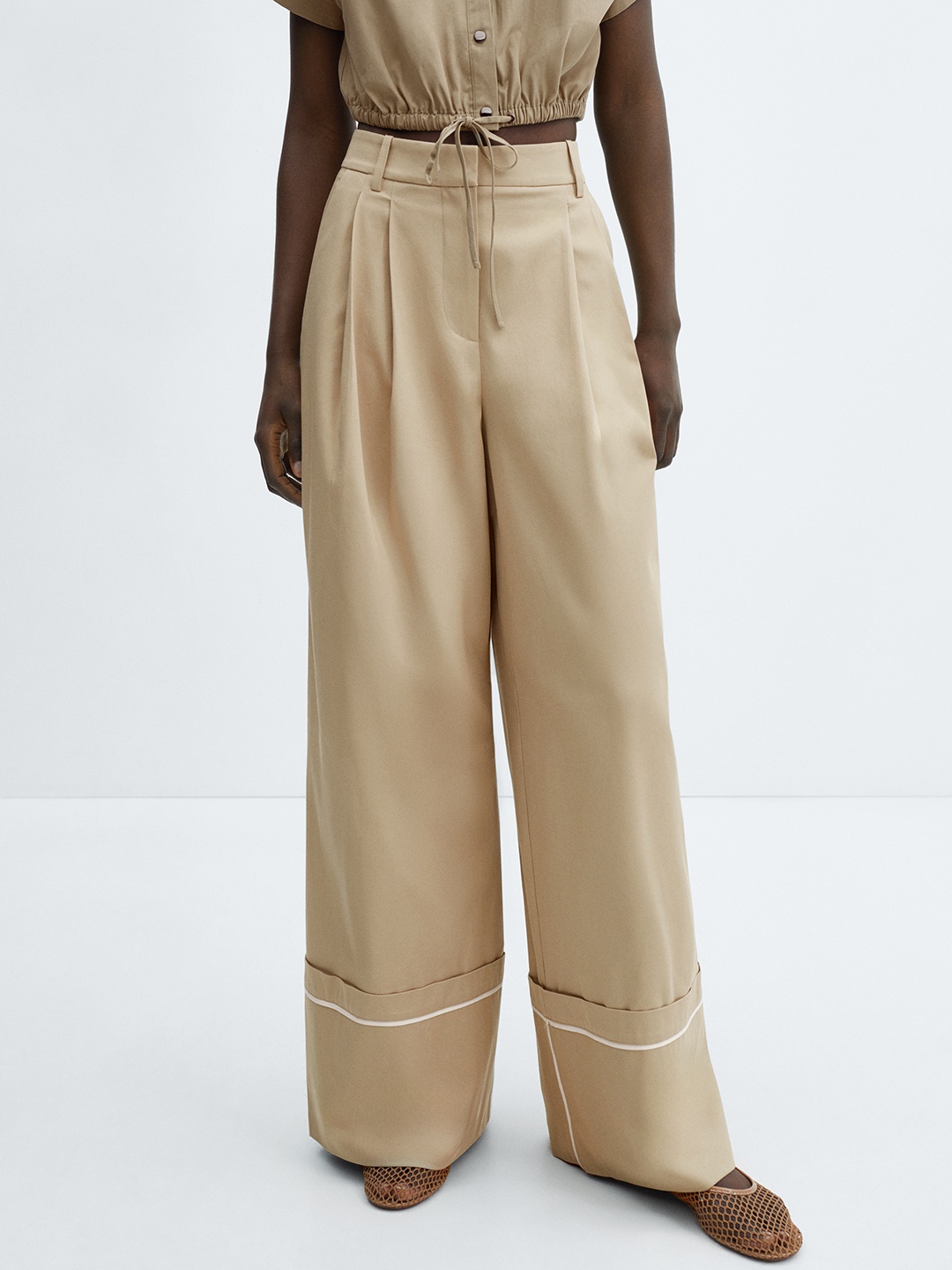 

MANGO Women Wide Leg Pleated Trousers, Beige