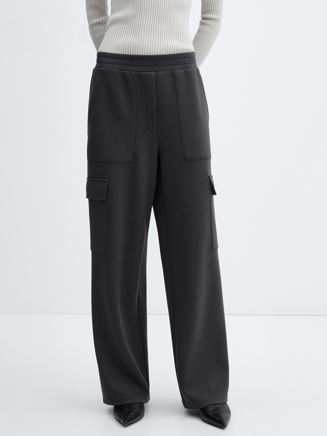 

MANGO Women Cargos Trousers, Charcoal
