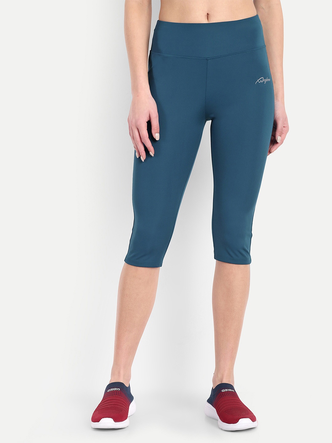 

WAYLENE Women Solid Capris, Teal