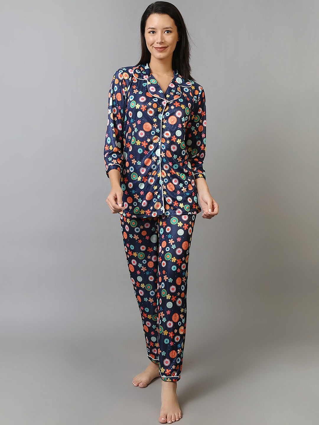 

Xivir Women Printed Night suit, Navy blue