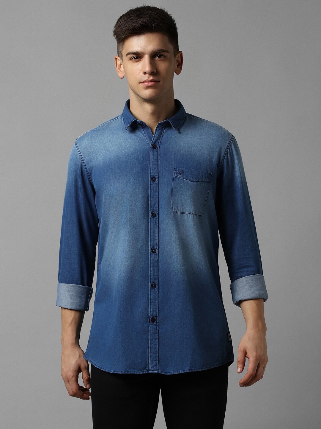 

Allen Solly Custom Fit Faded Spread Collar Cotton Casual Shirt, Blue