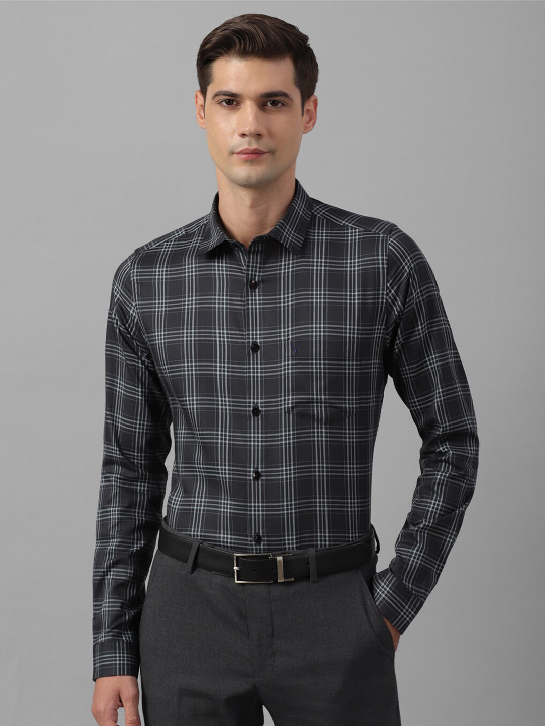 

Allen Solly Slim Fit Tartan Checked Spread Collar Cotton Formal Shirt, Black