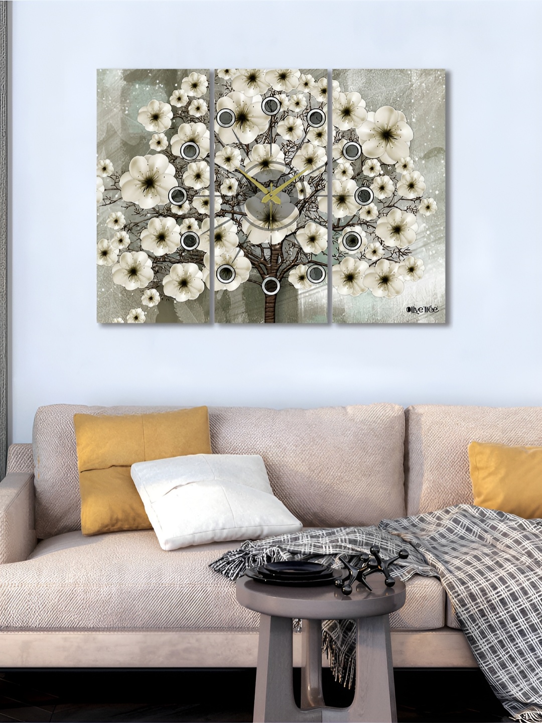 

OLIVE TREE Off White & Grey Printed Contemporary Wall Clock