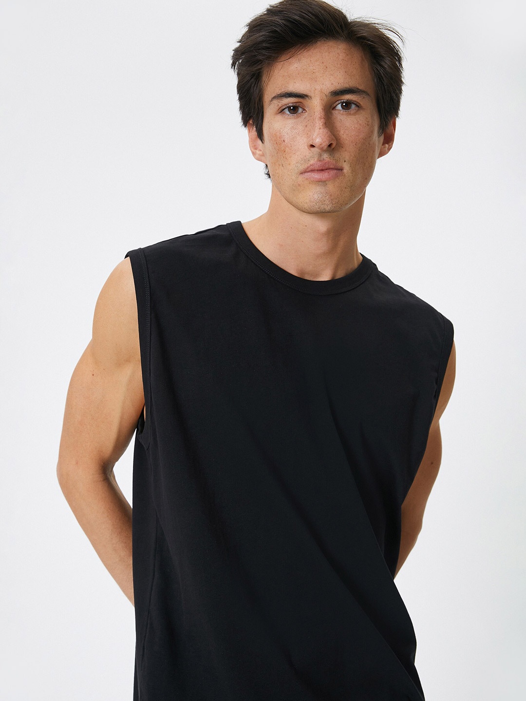 

Koton Sleeveless Pure Cotton T-shirt, Black