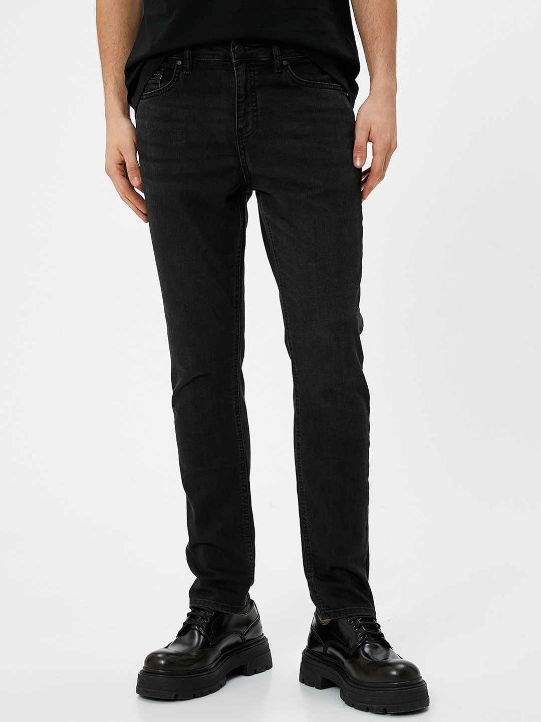 

Koton Men Cotton Regular Trousers, Black