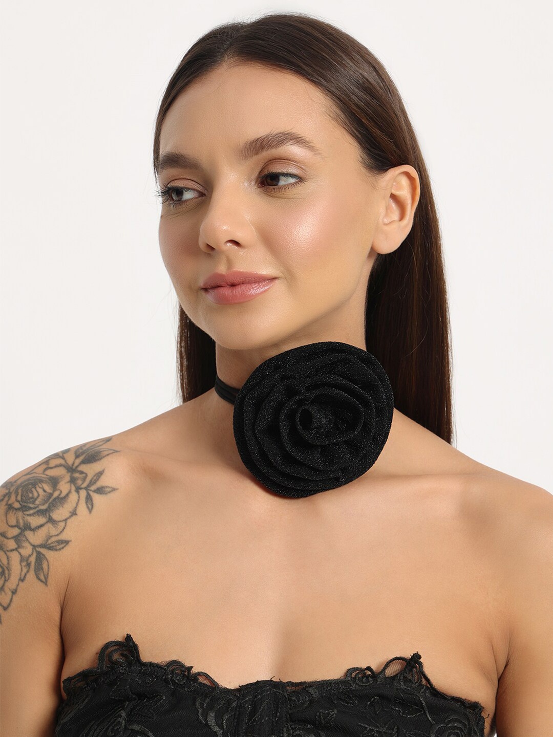 

DEPANO Choker Necklace, Black