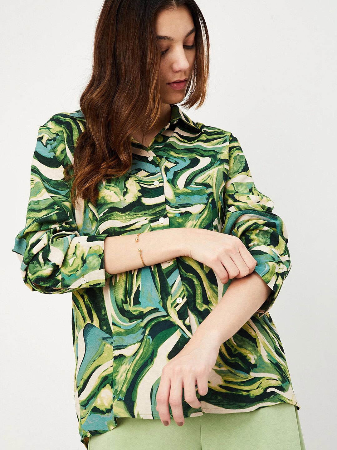 

max Abstract Printed Spread Collar Long Sleeves Casual Shirt, Green