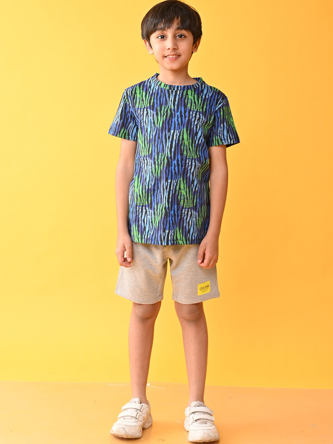 

Anthrilo Boys Printed T-shirt with Shorts, Blue