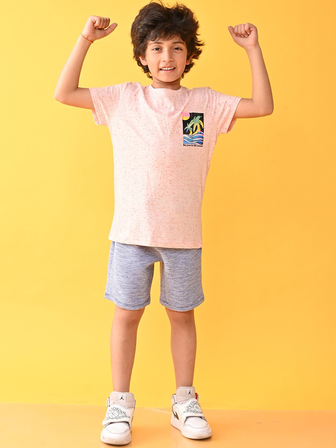 

Anthrilo Boys Printed T-shirt with Shorts, Pink