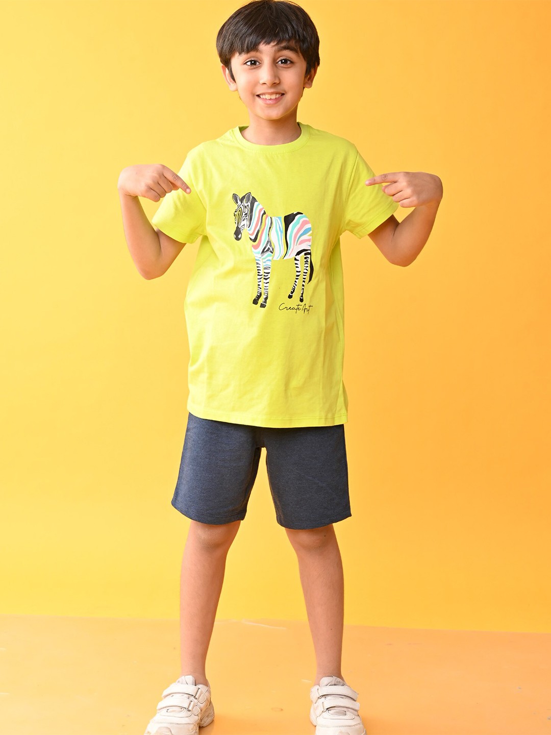 

Anthrilo Boys Printed T-shirt with Shorts, Lime green
