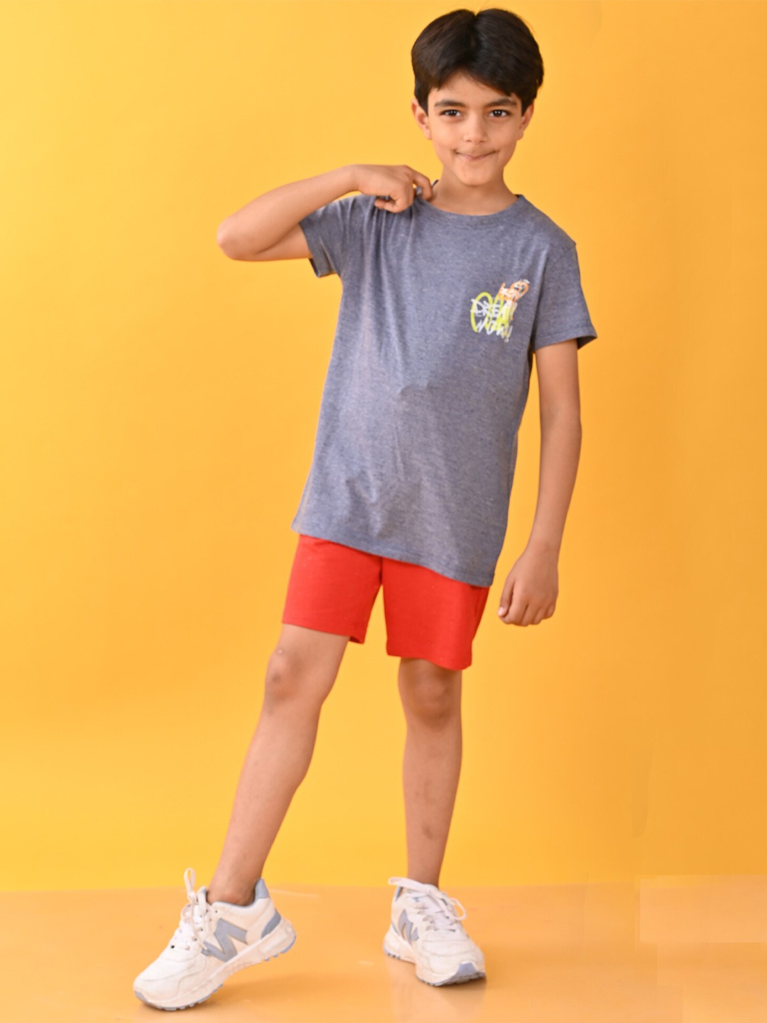 

Anthrilo Boys Printed T-shirt with Shorts, Blue