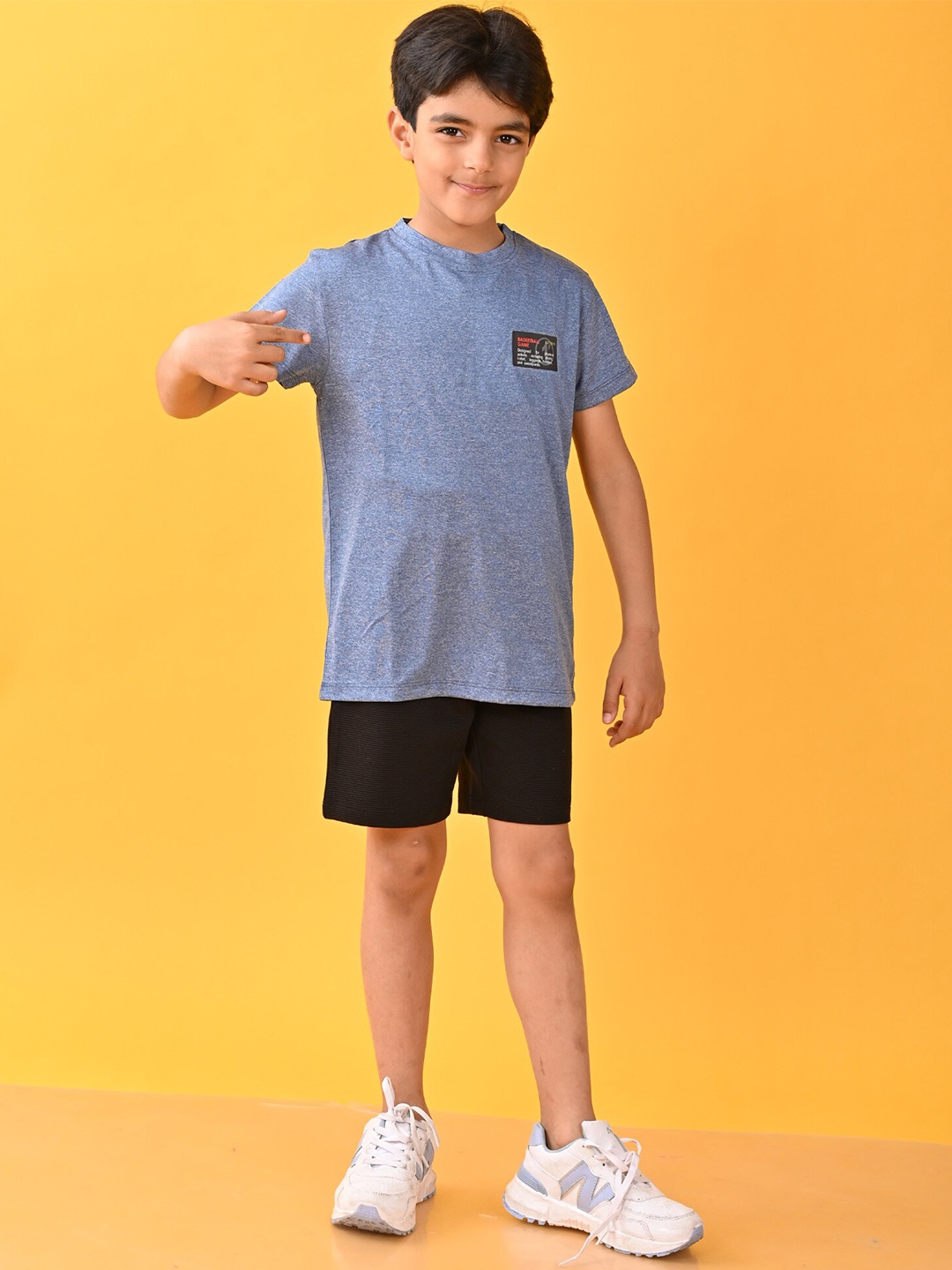 

Anthrilo Boys Printed T-shirt with Shorts, Blue