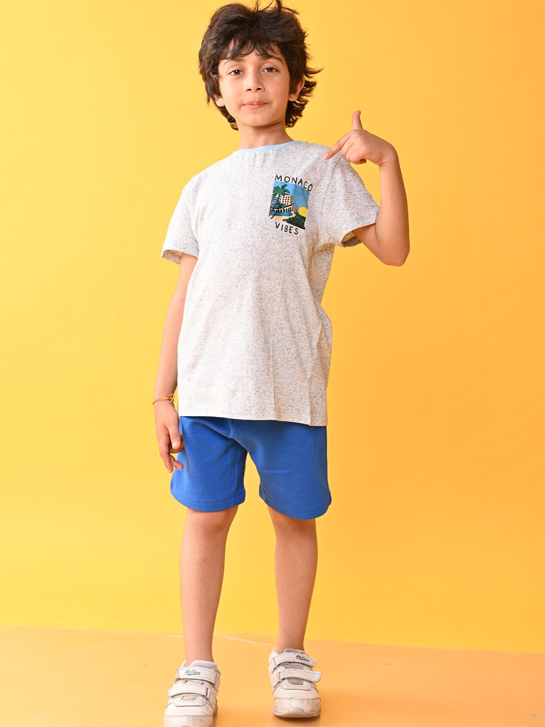 

Anthrilo Boys Printed T-shirt with Shorts, Blue