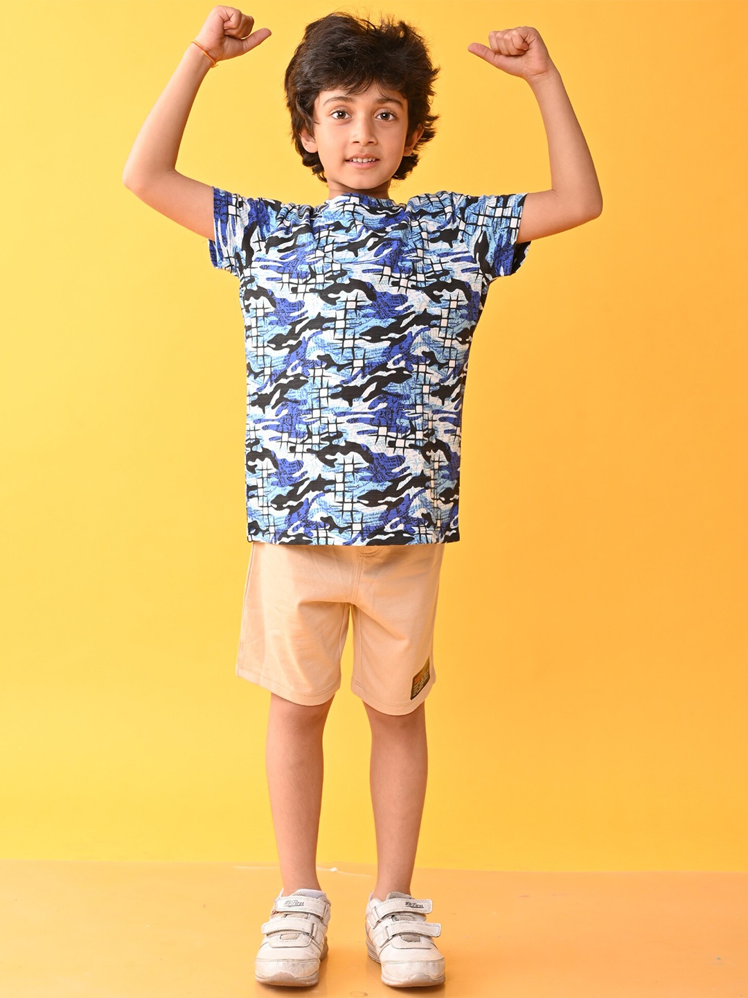 

Anthrilo Boys Printed T-shirt with Shorts, Blue