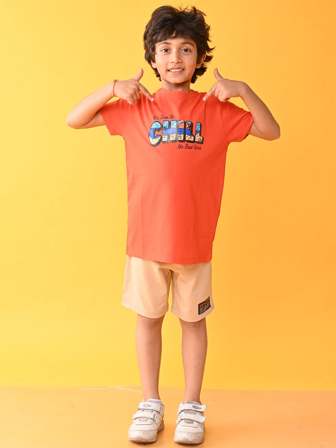 

Anthrilo Boys Printed T-shirt with Shorts, Orange