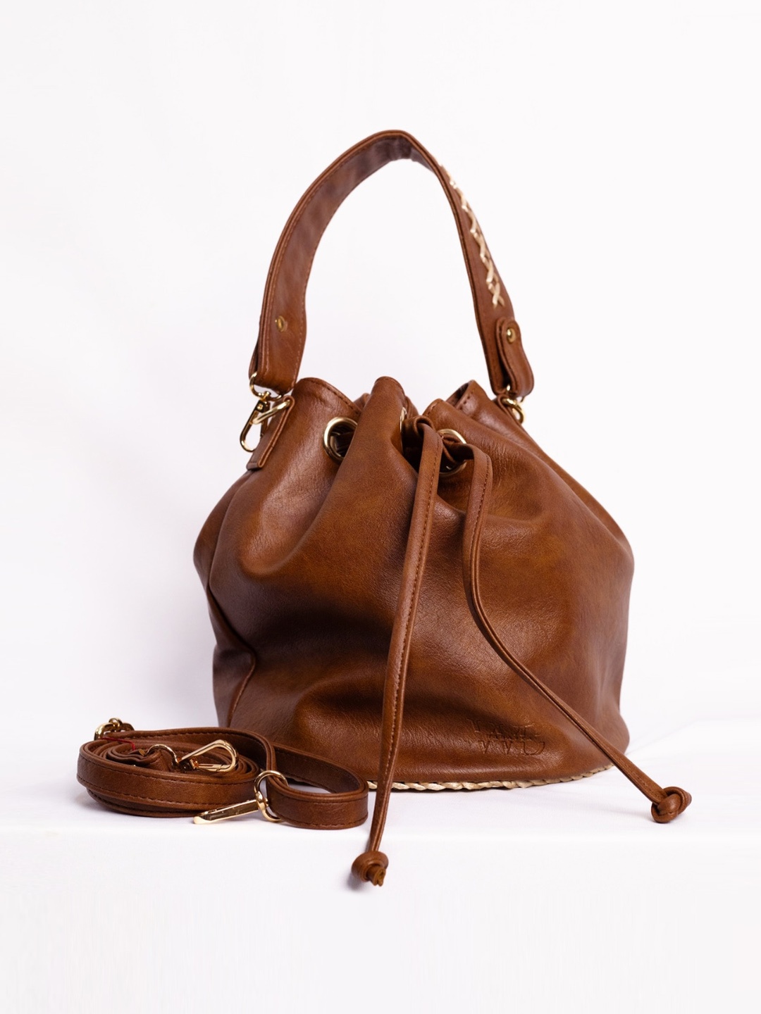 

WABASTA Structured Handheld Bag, Beige