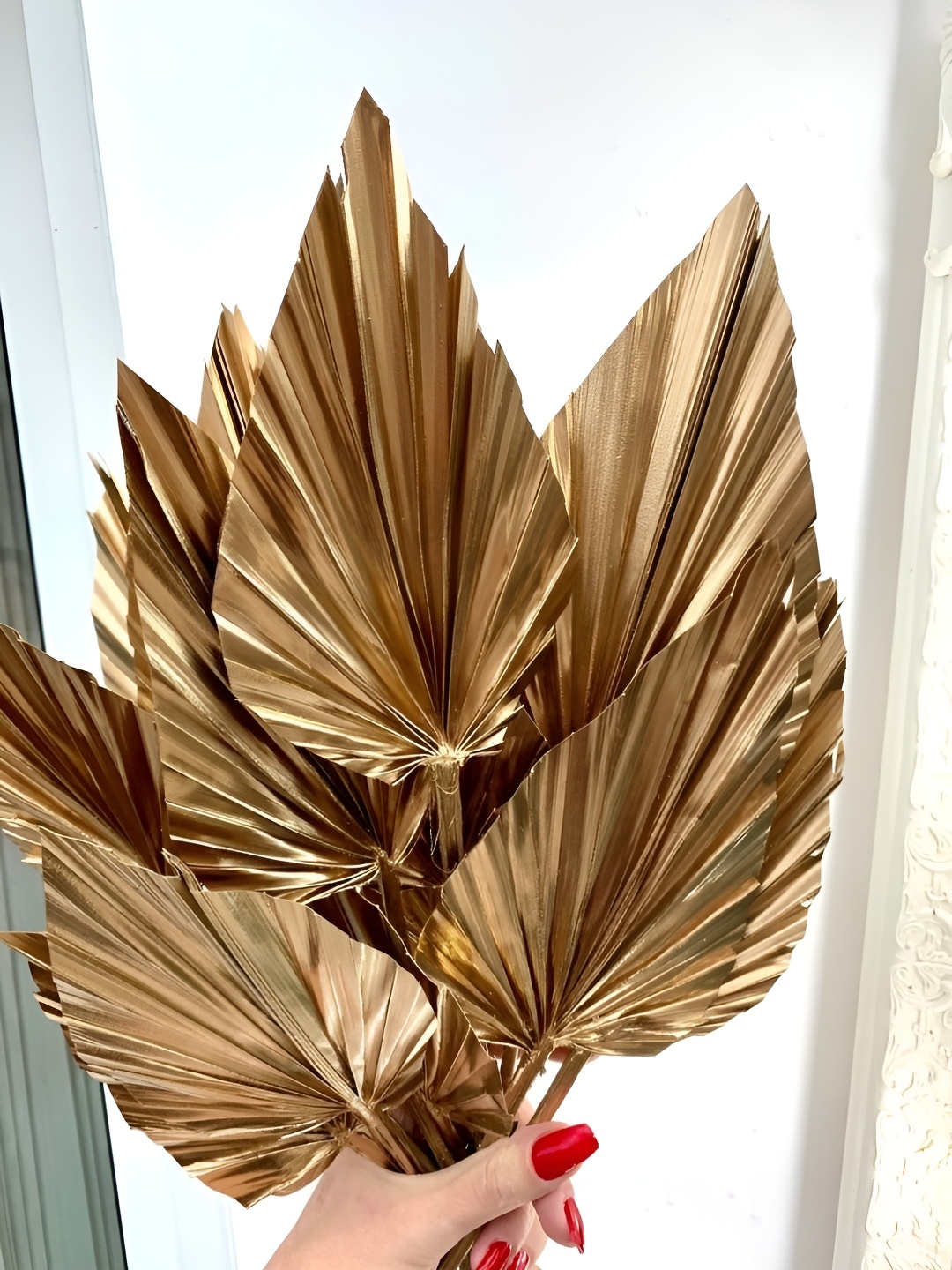 

ArteCasa Gold-Toned 5 Pieces Palm Artificial Flower