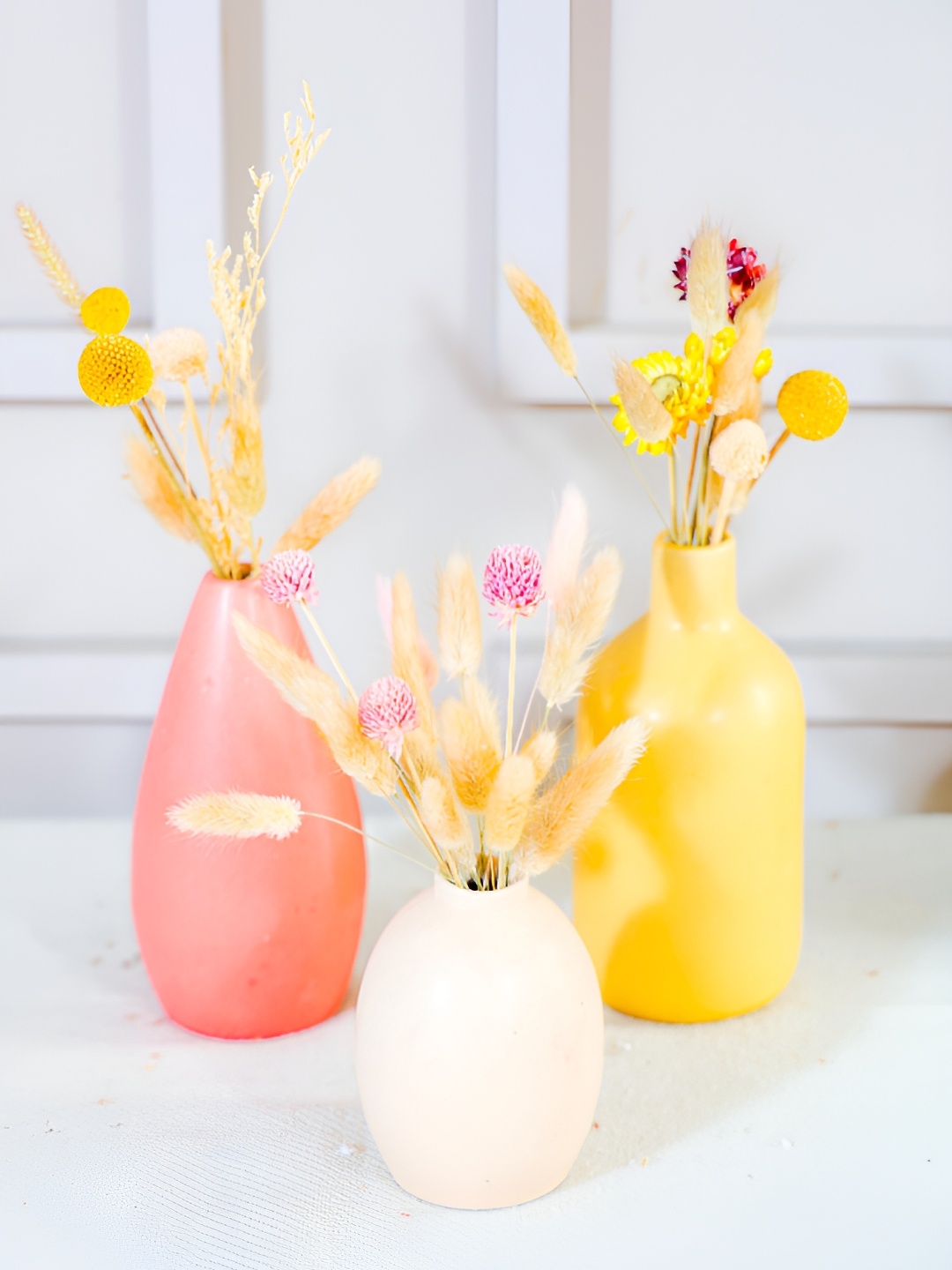 

ArteCasa Beige & Yellow 3 Pieces Aster Artificial Flower With Pot