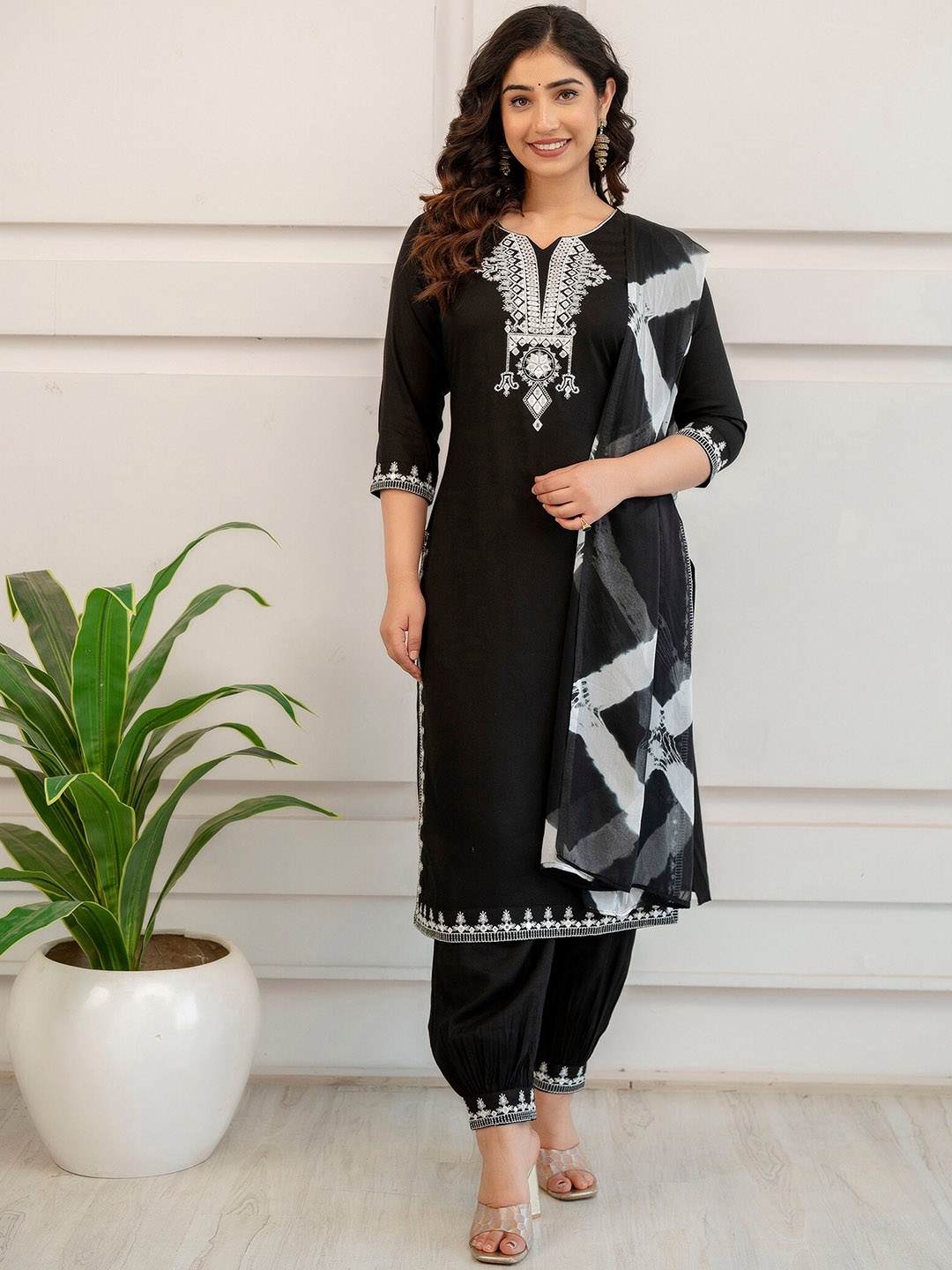 

Charu Women Ethnic Motifs Embroidered Regular Mirror Work Kurta with Trousers & With Dupatta, Black