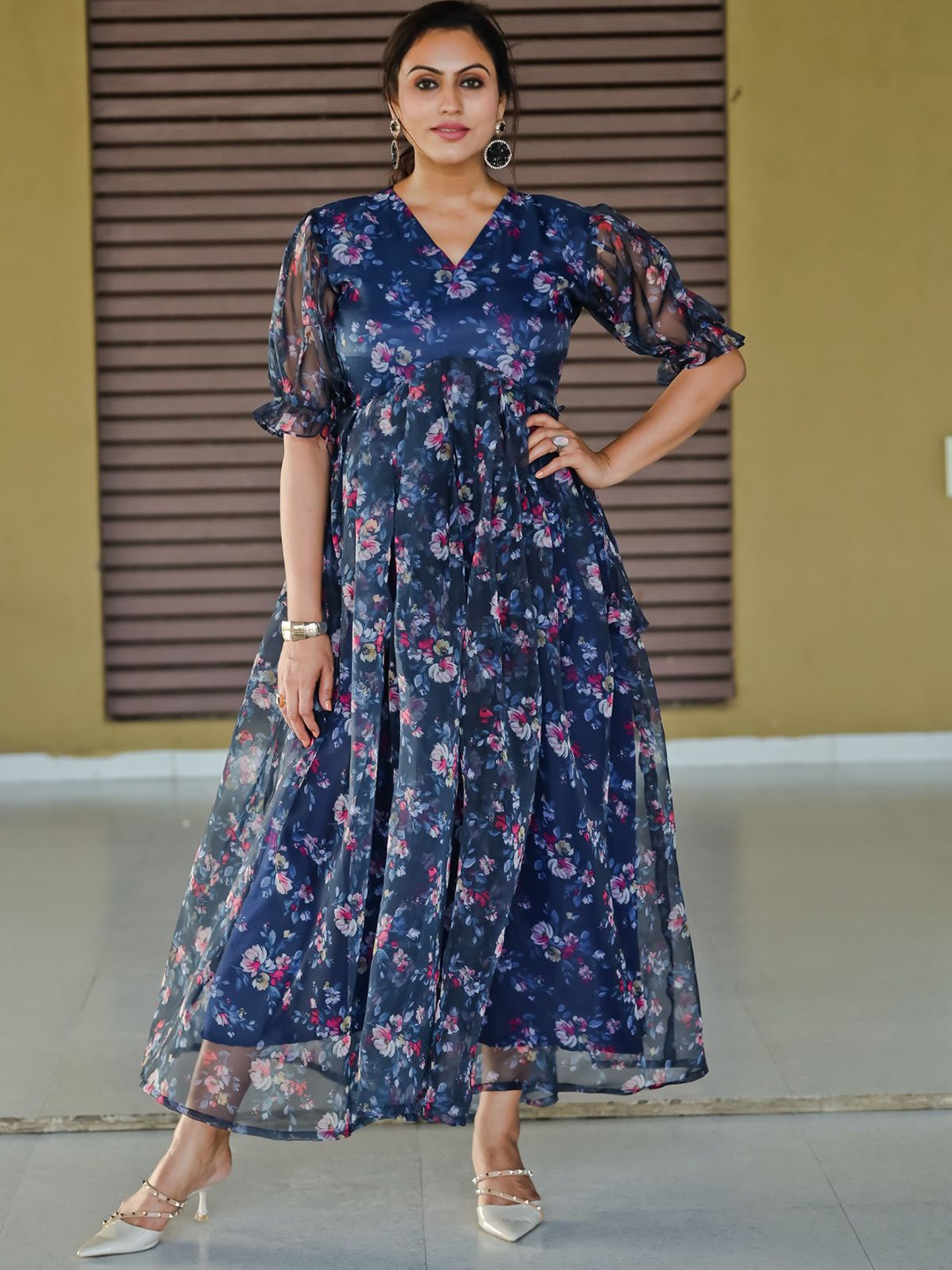 

ODETTE Floral Printed V-Neck Puff Sleeves Organza Fit and Flare Maxi Dress, Purple
