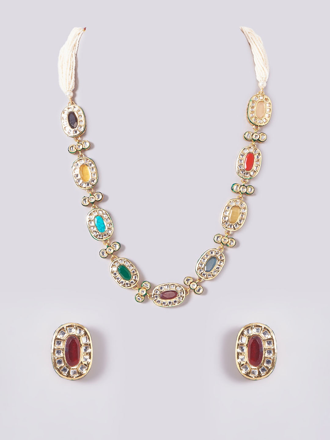 

AURAA TRENDS Gold-Plated Kundan-Studded & Beaded Jewellery Set