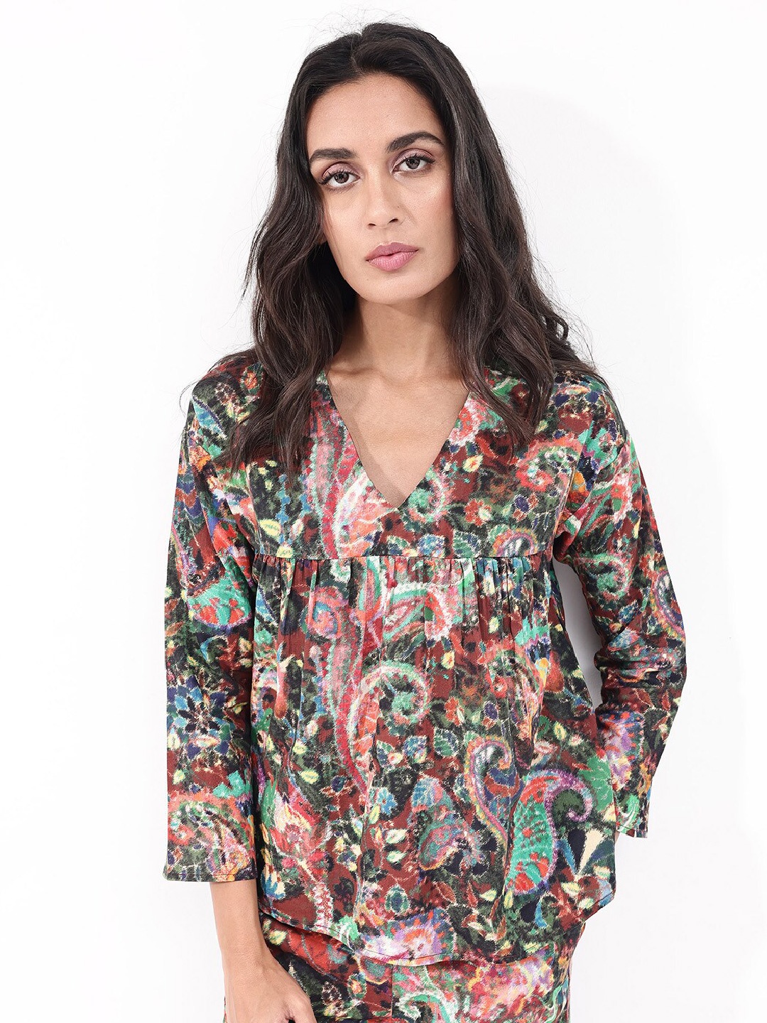 

RAREISM Floral Print Cotton V-Neck Long Sleeves Casual Top, Green