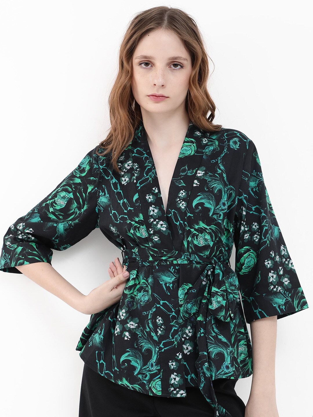 

RAREISM Gamo Floral Print V-Neck Flared Sleeves Cotton Top, Black