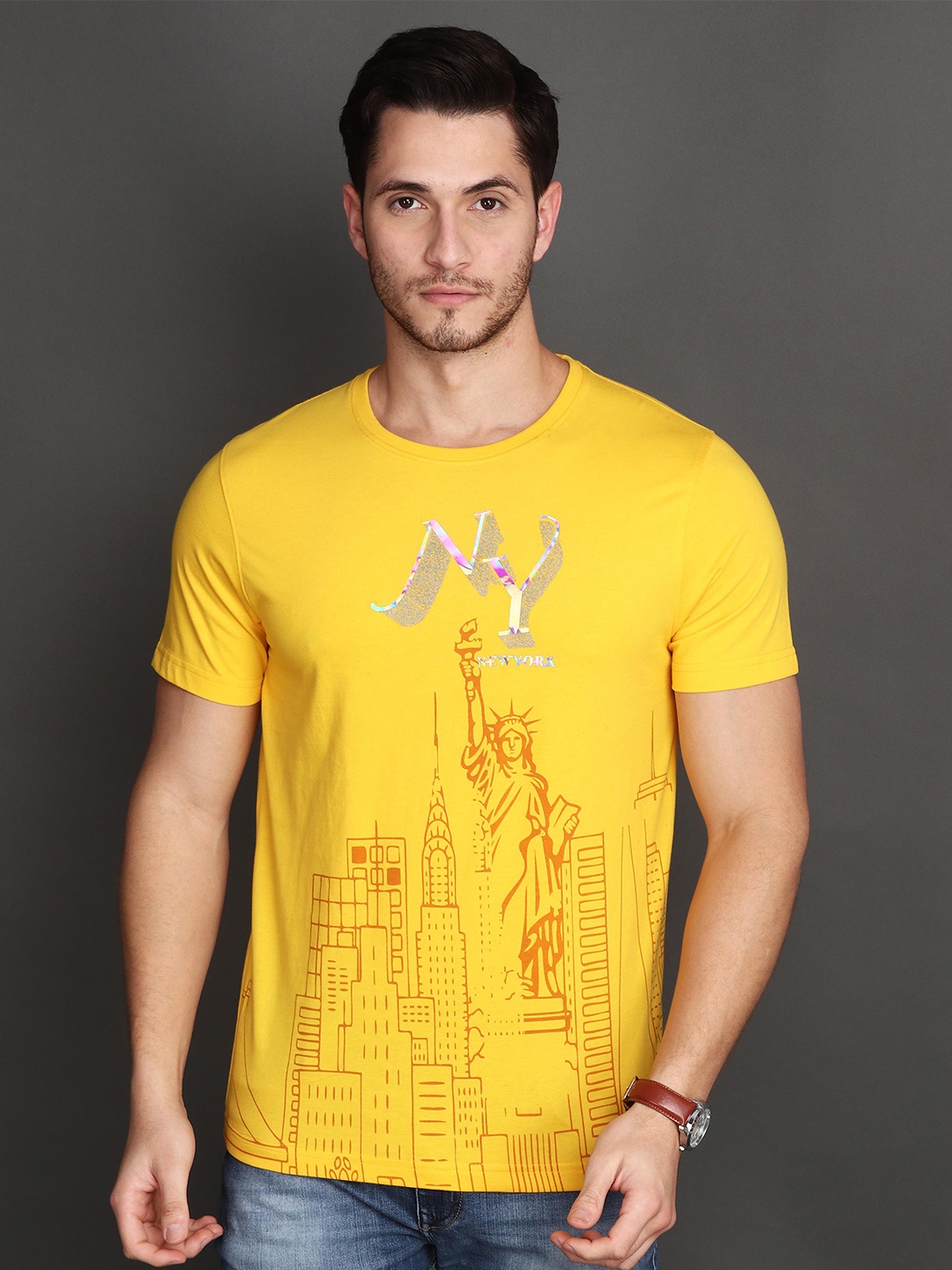 

Albion Men Typography Printed Raw Edge T-shirt, Yellow