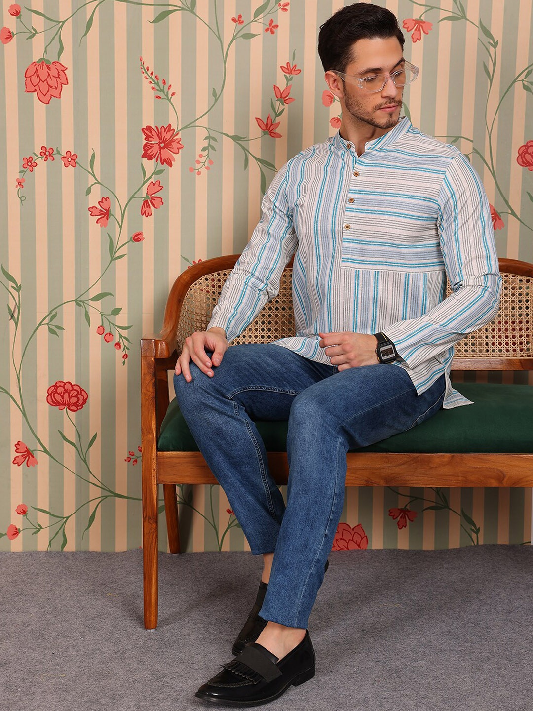

Ode by House of Pataudi Striped Printed Cotton Short Kurta, Turquoise blue