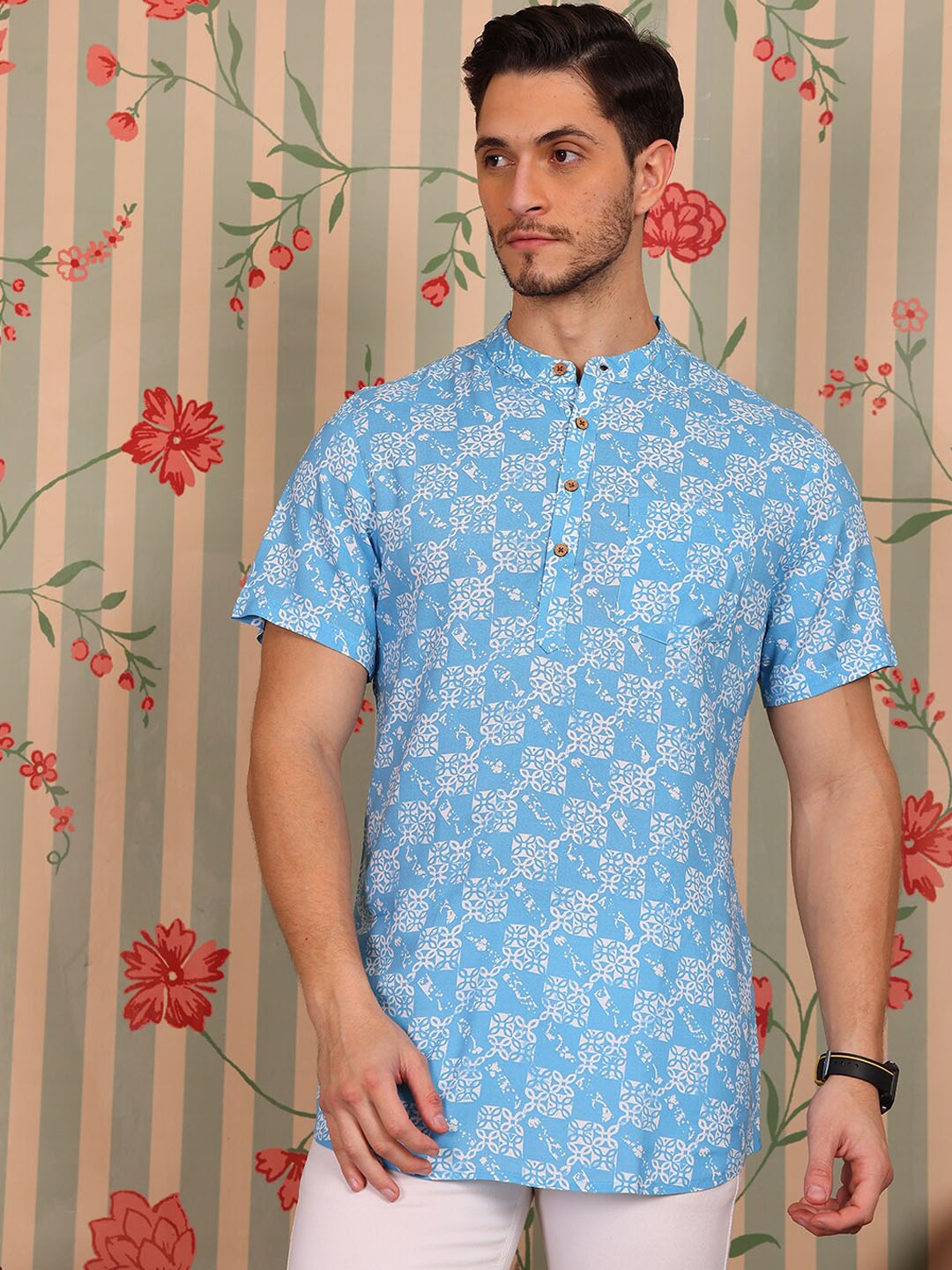 Ode by House of Pataudi Floral Printed Mandarin Collar Short Kurta, Blue