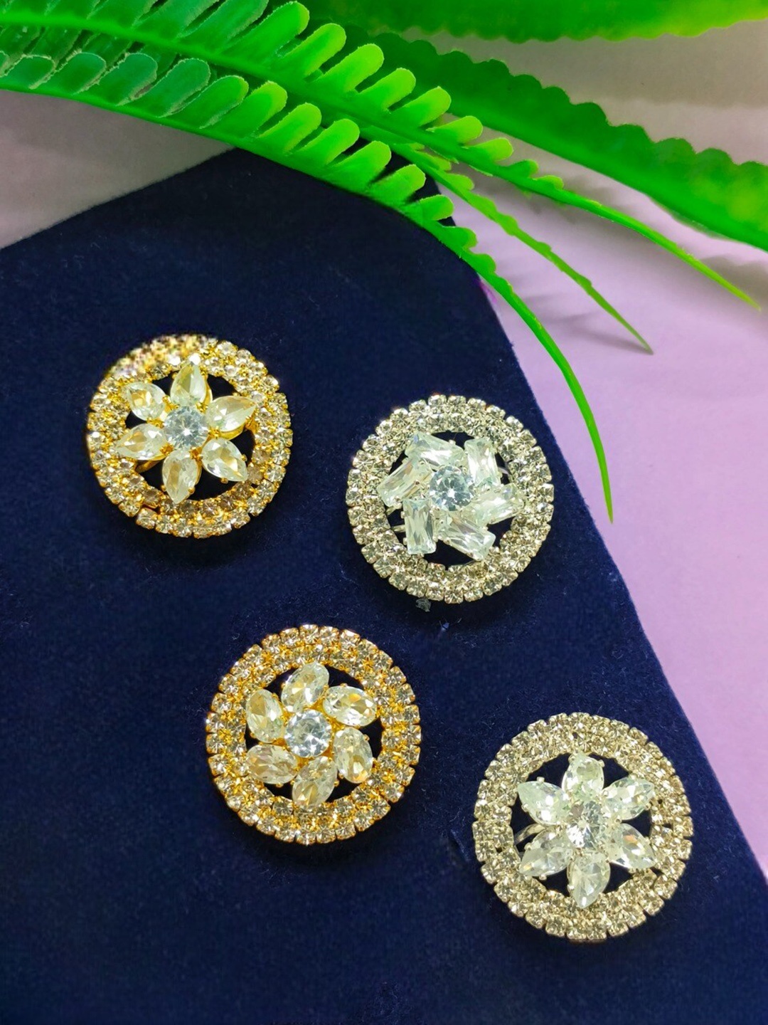 

FEMMIBELLA Set Of 4 Gold-Plated Cubic Zirconia-Studded Finger Rings