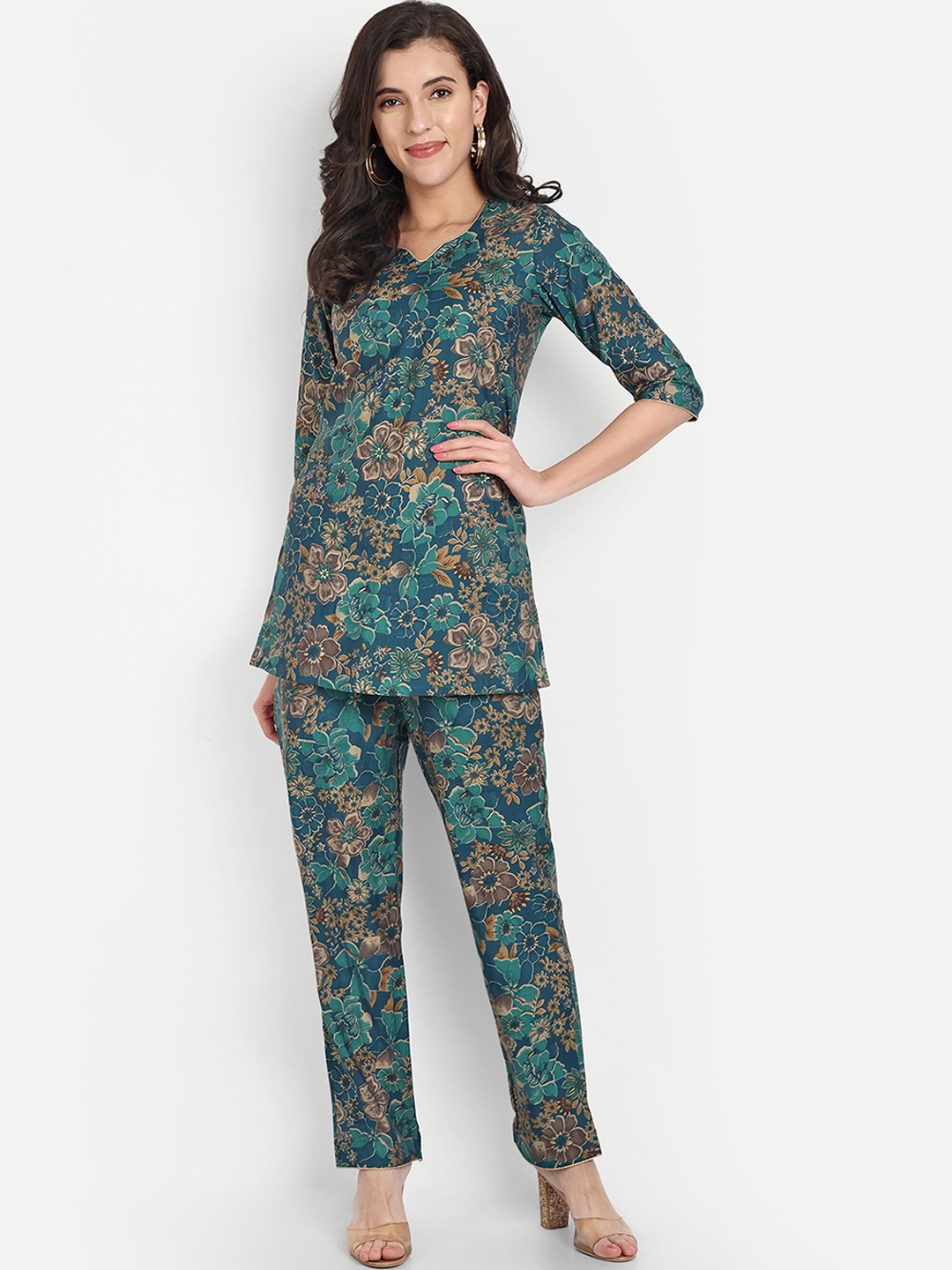 

SHINISHA Fil Floral Printed Tunic With Trousers, Green