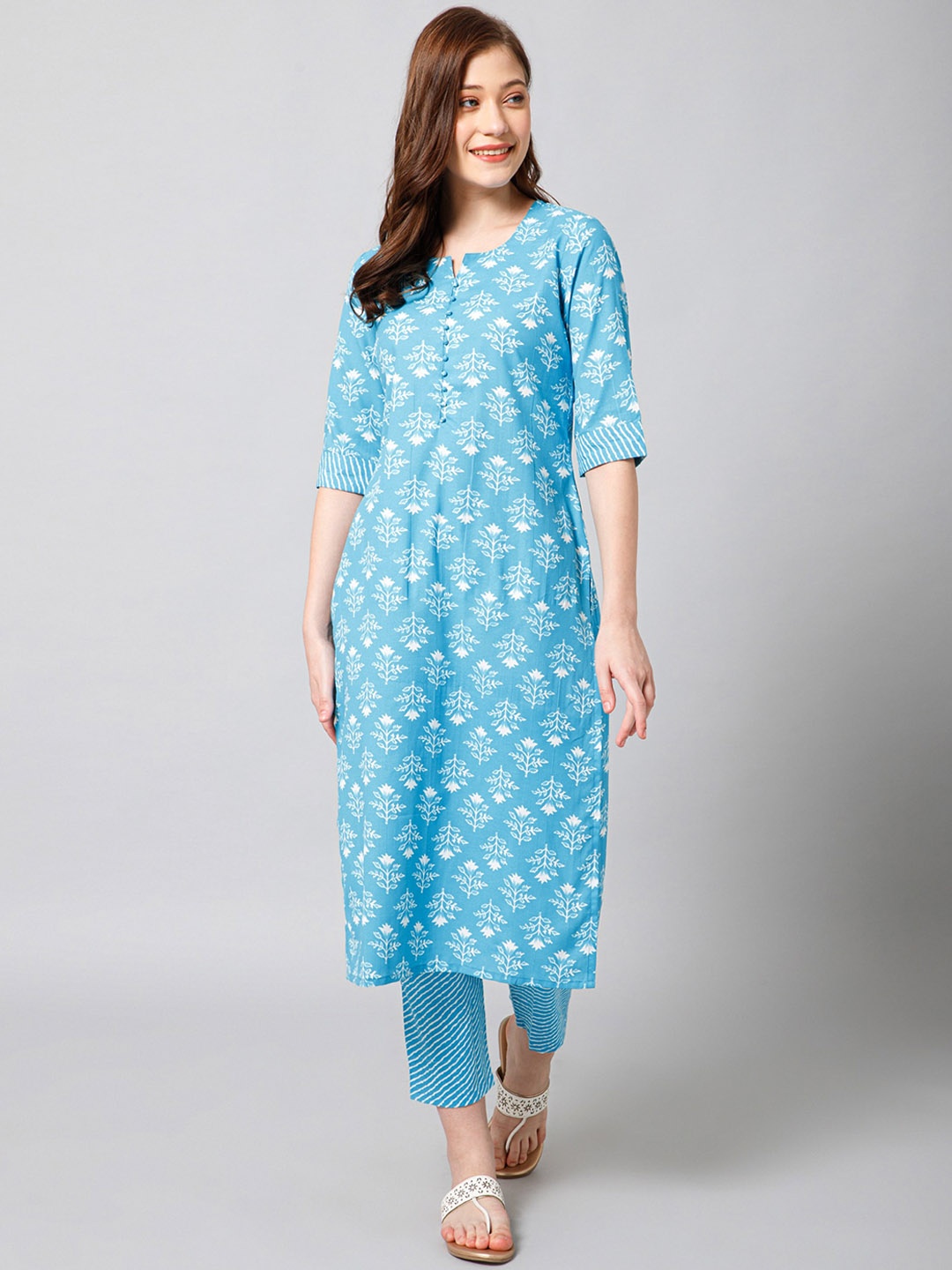 

MAHALASA Women Floral Printed Regular Kurta with Trousers, Blue