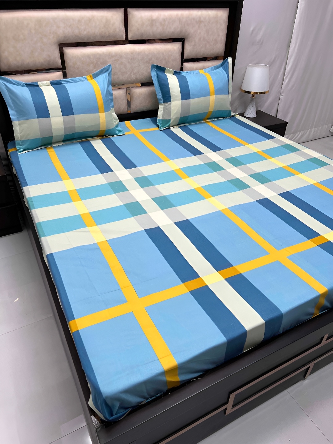 

Pure Decor Blue & Yellow Geometric 210 TC Queen Bedsheet with 2 Pillow Covers