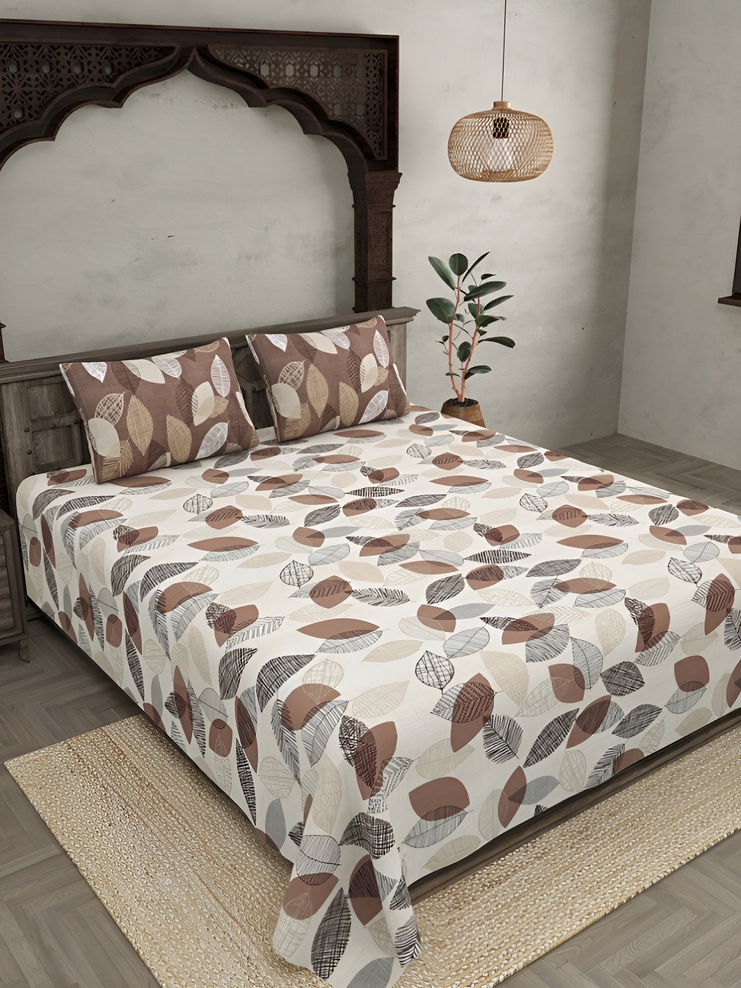

JAIPUR FABRIC White & Brown Floral Cotton 4 Piece Double King Fine Bedding Set