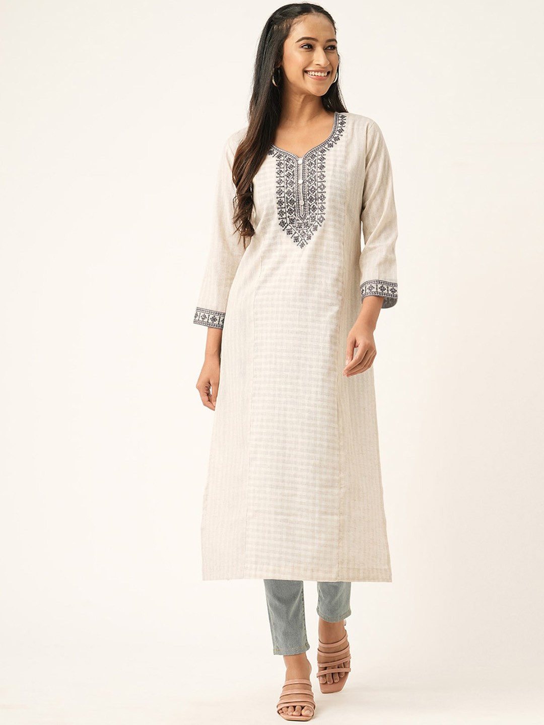 

ODETTE Round Neck Geometric Yoke Design Thread Work Cotton Kurta, Off white