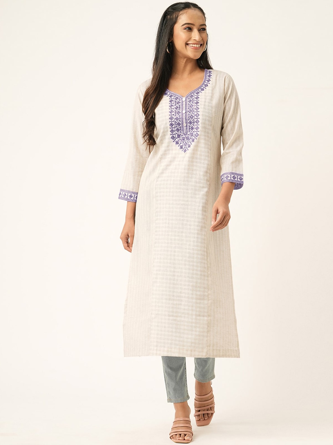 

ODETTE Floral Embroidered Straight Kurta, Off white
