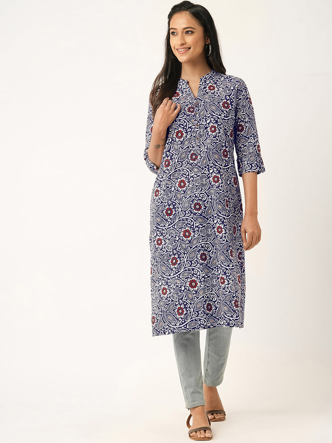 

ODETTE Floral Printed Regular Cotton Straight Kurta, Navy blue