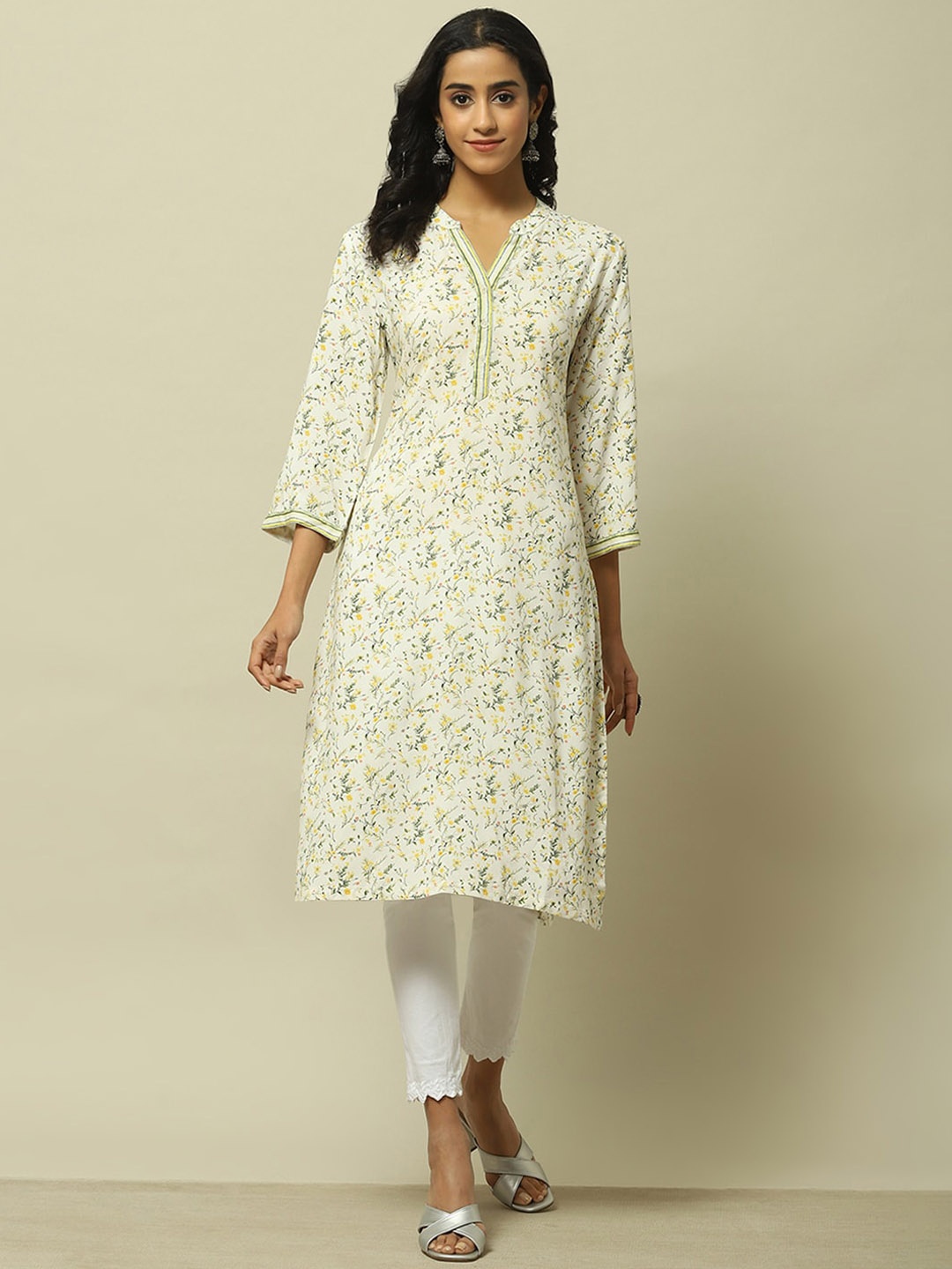 

Rangriti Floral Printed V-Neck Kurta, Yellow