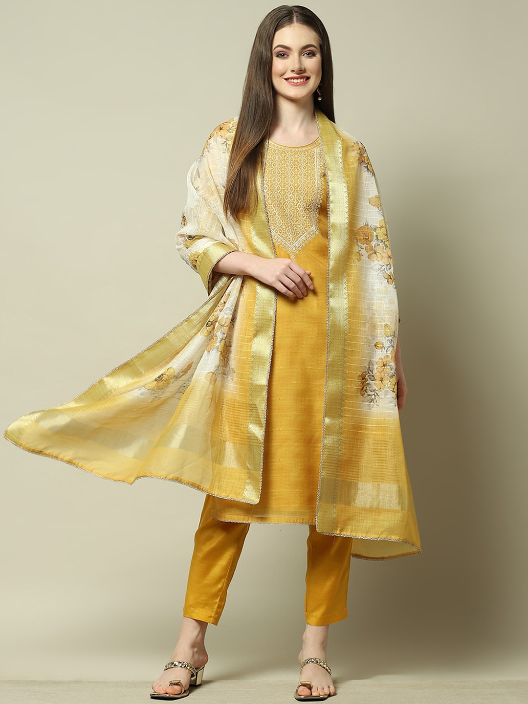 

Rangriti Women Floral Printed Regular Kurta with Trousers & With Dupatta, Yellow
