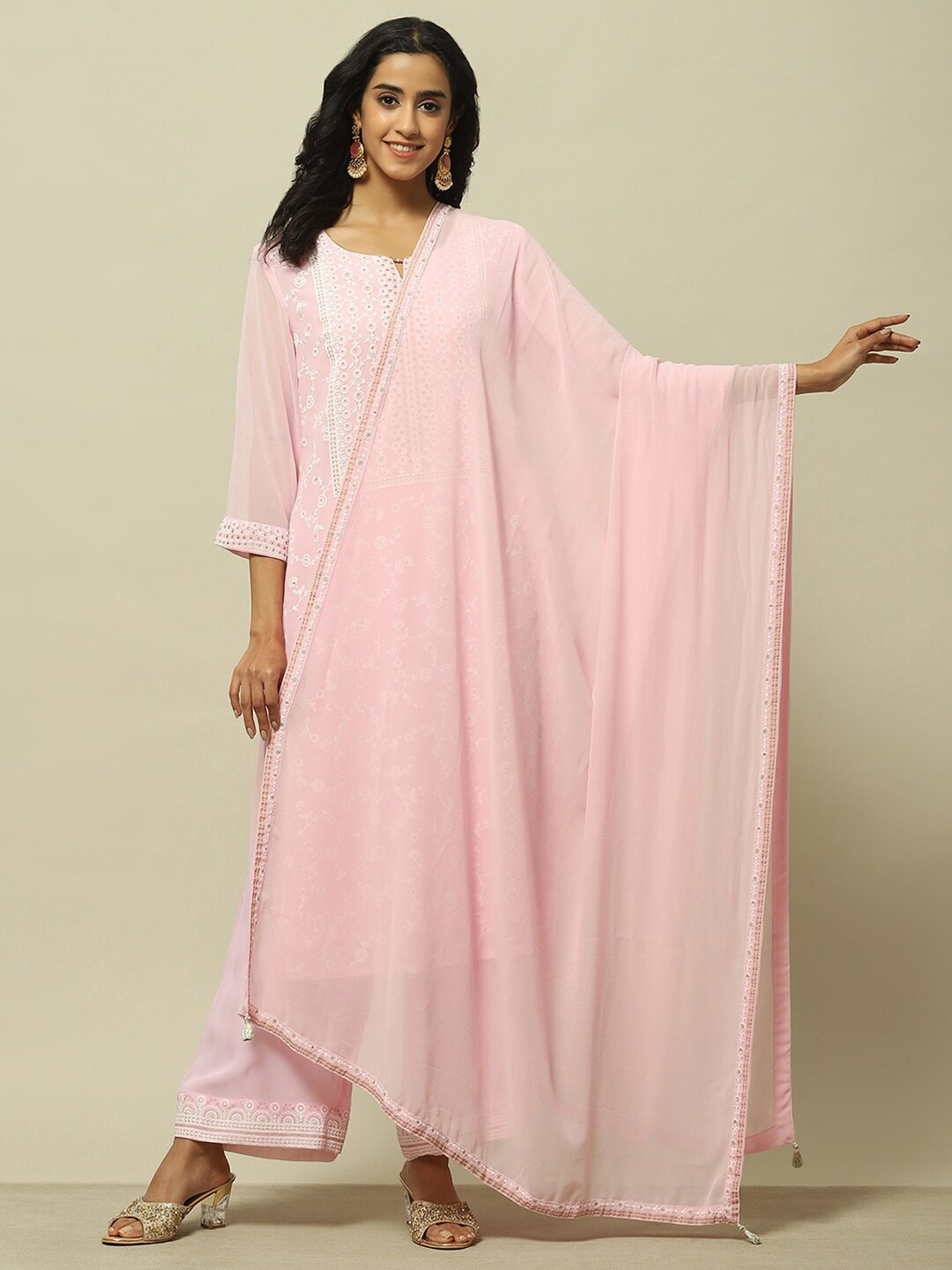 

Rangriti Dupatta with Thread Work, Pink