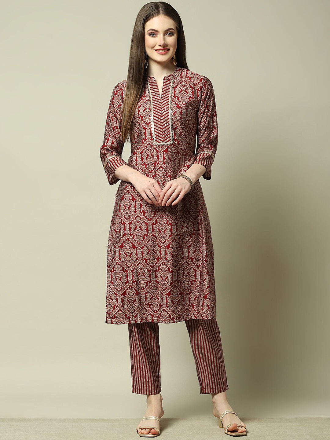 

Rangriti Women Printed Regular Kurta with Palazzos, Maroon