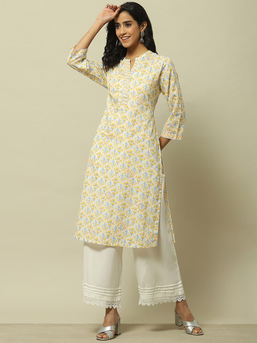 

Rangriti Mandarin Collar Floral Embroidered Cotton Kurta, Yellow