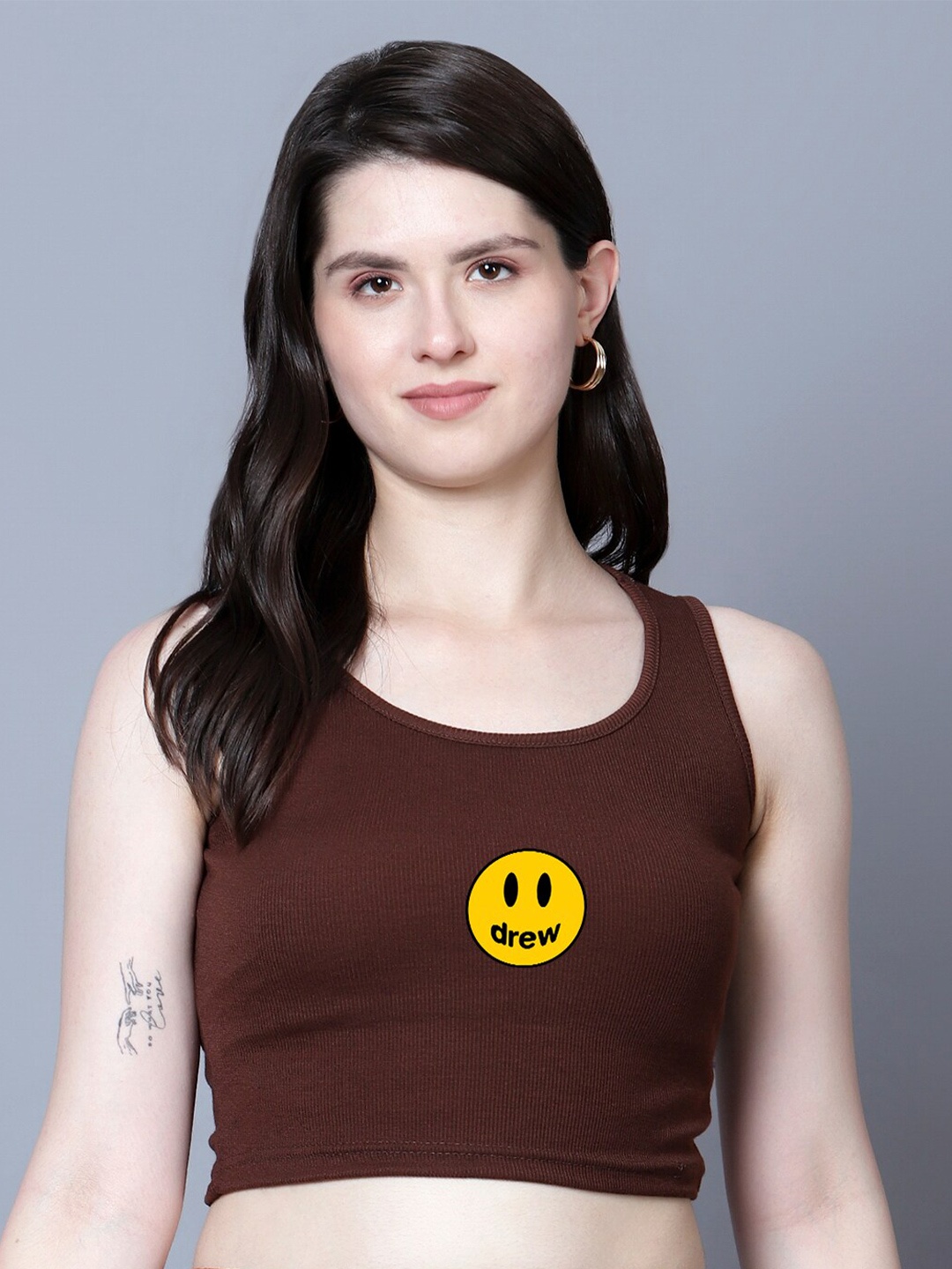 

Fashion And Youth Graphic Printed Tank Crop Top, Coffee brown