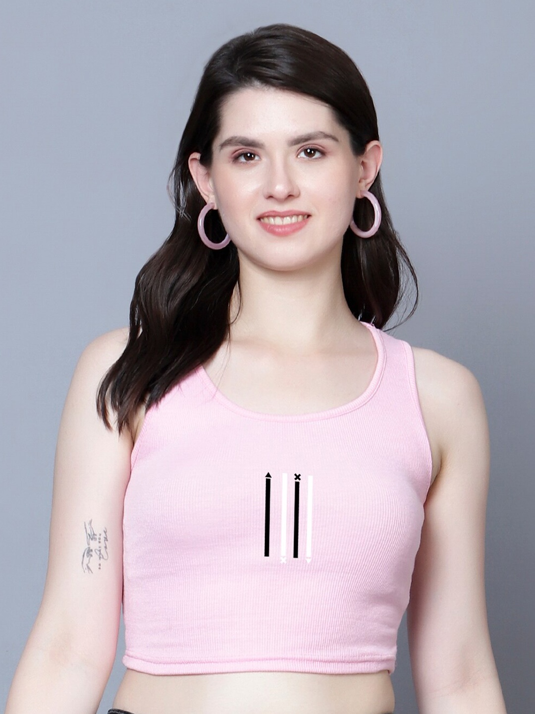 

Fashion And Youth Graphic Printed Ribbed Fitted Crop Top, Pink