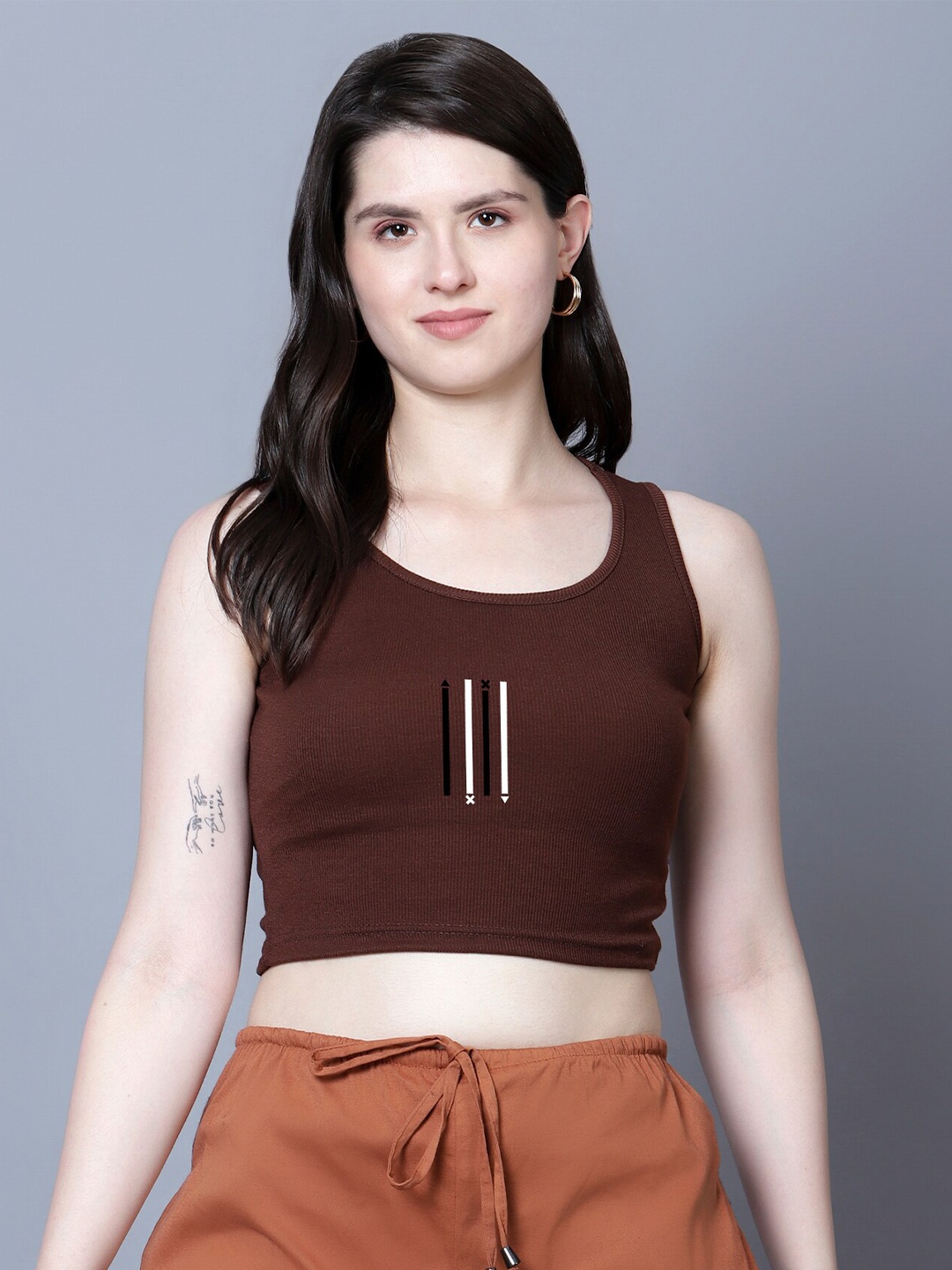 

Fashion And Youth Round Neck Styled Back Crop Top, Coffee brown