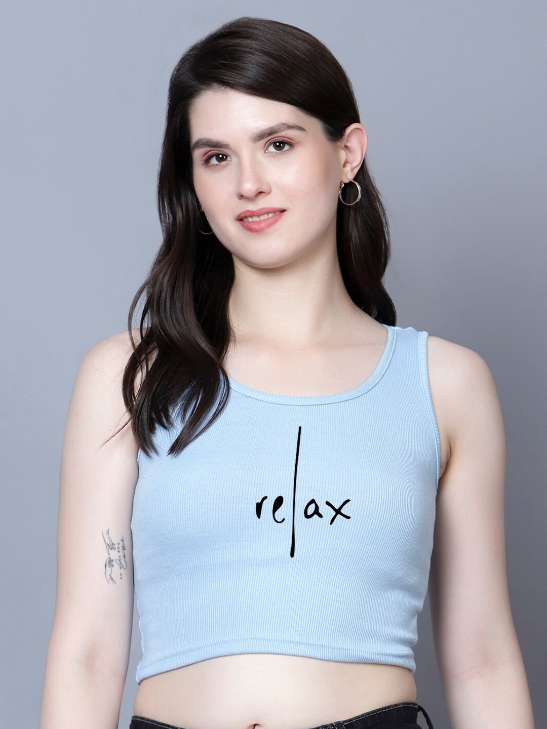 

Fashion And Youth Typography Printed Fitted Crop Top, Blue