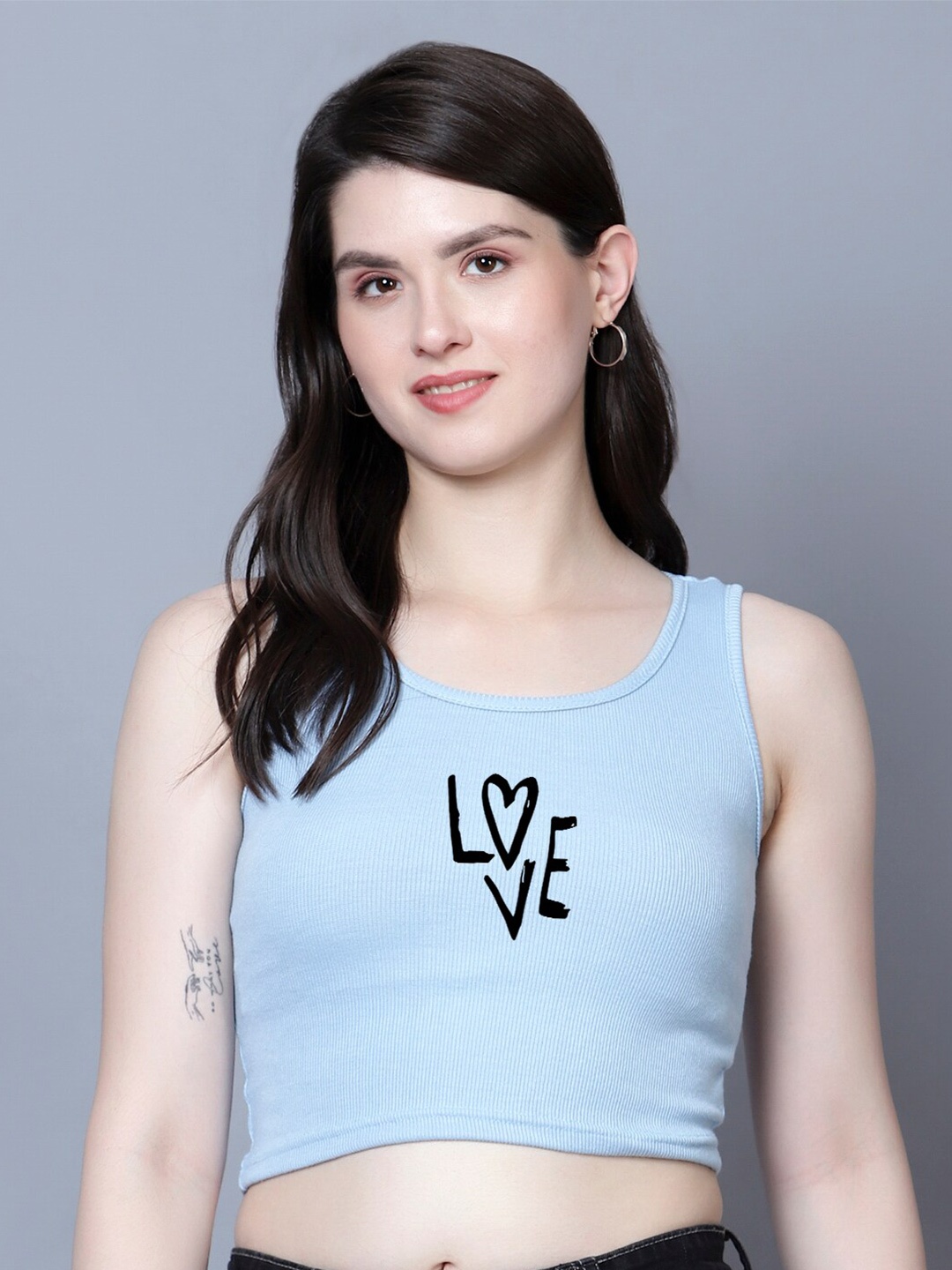 

Fashion And Youth Round Neck Sleeveless Crop Top, Turquoise blue
