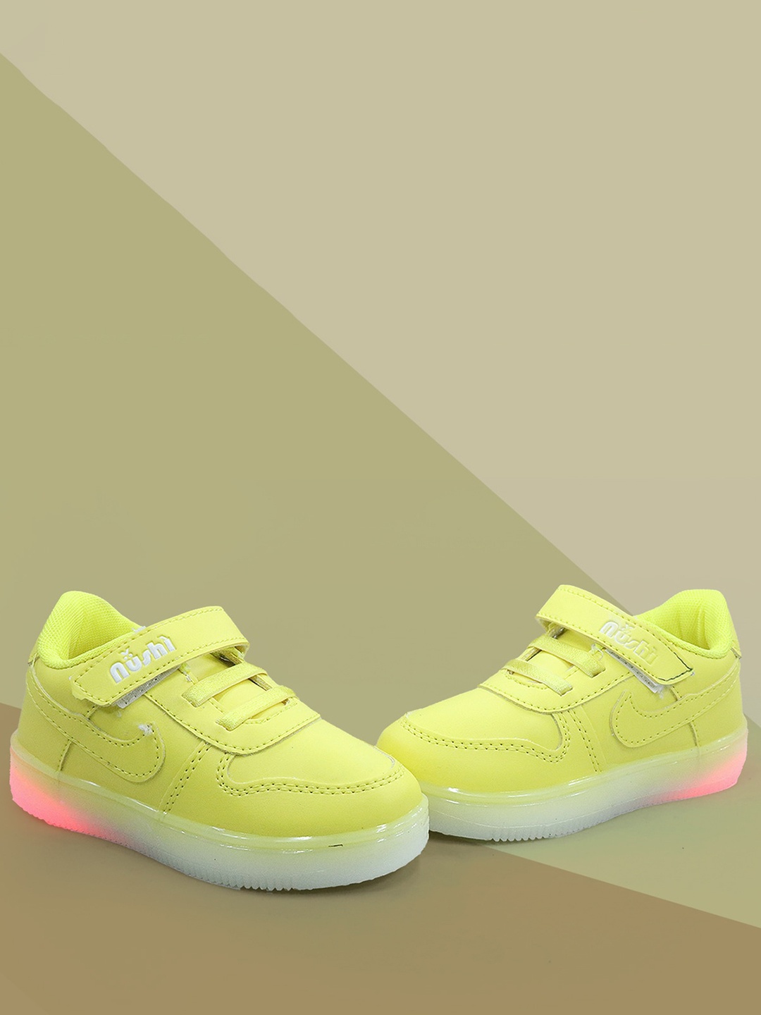 

FEETWELL SHOES Unisex Kids Colourblocked Sneakers, Yellow