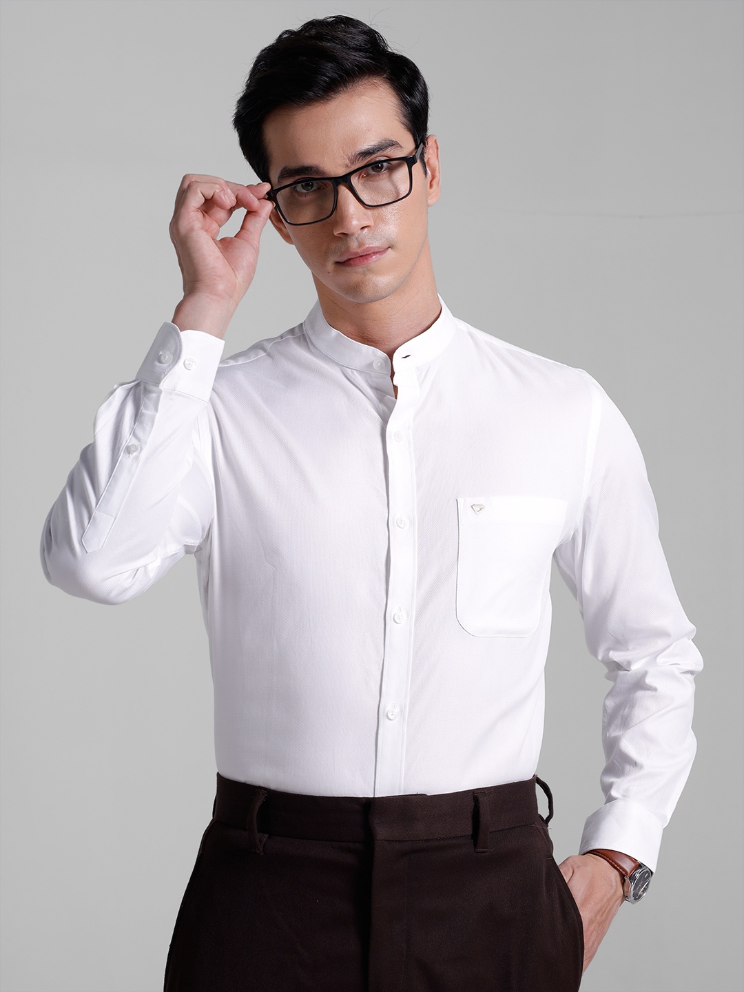 

INVICTUS Pure Cotton Self Design Textured Slim Fit Opaque Formal Shirt, White